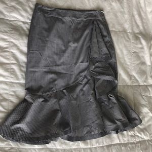 Gingham Ruffle skirt